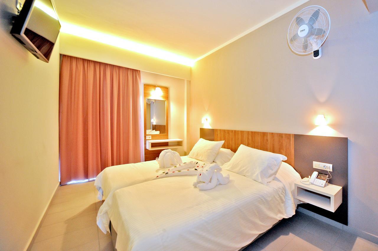 העיירה קוס Astron Suites & Apartments מראה חיצוני תמונה